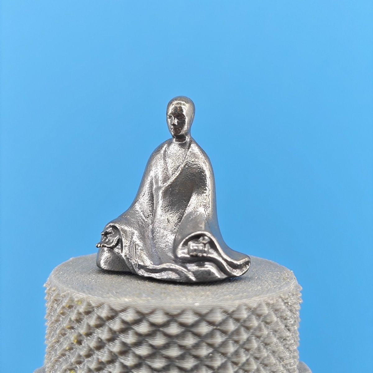Meditating Monk Figurine Zen B – Bonsai Garden China Bewertung und Preis