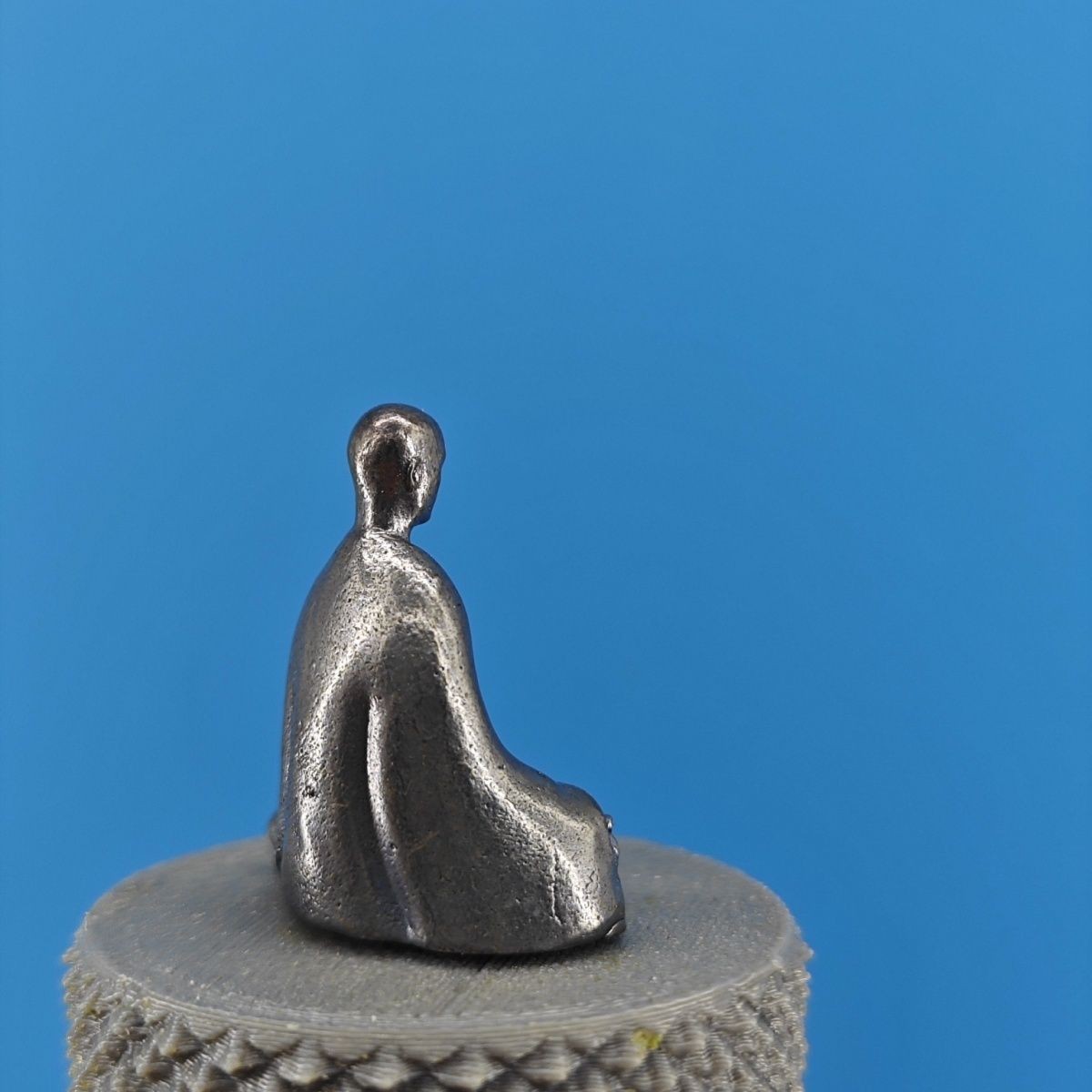Meditating Monk Figurine Zen B – Bonsai Garden China Bewertung und Preis